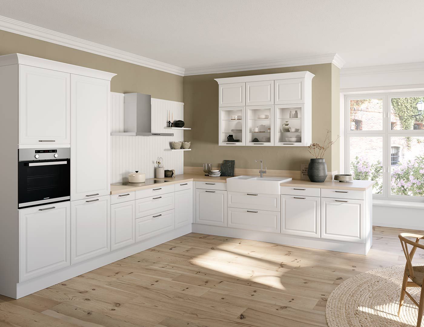 Weiße helle Küche Eine helle weiße Küche auf hellem Parkett